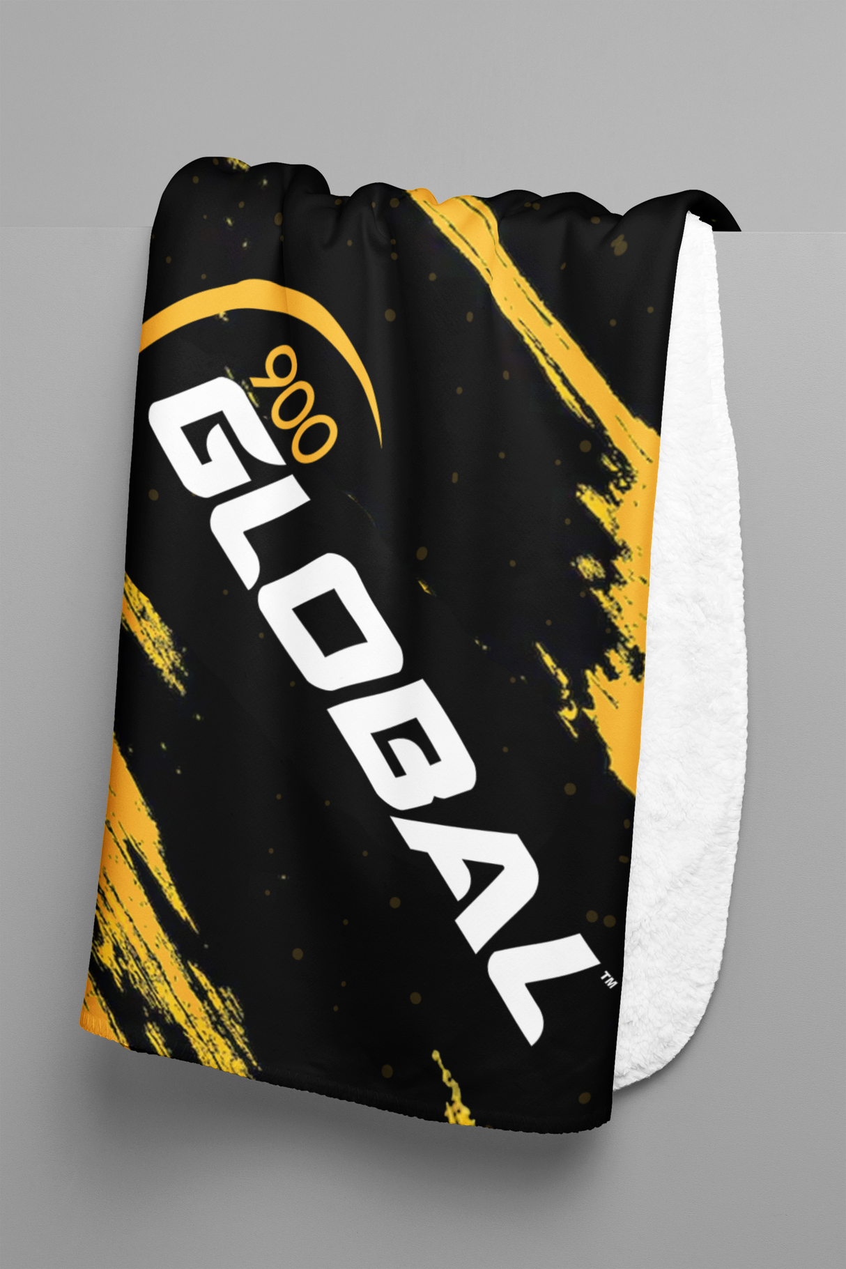 900 Global Paint Splash 60" x 80" Plush Blanket