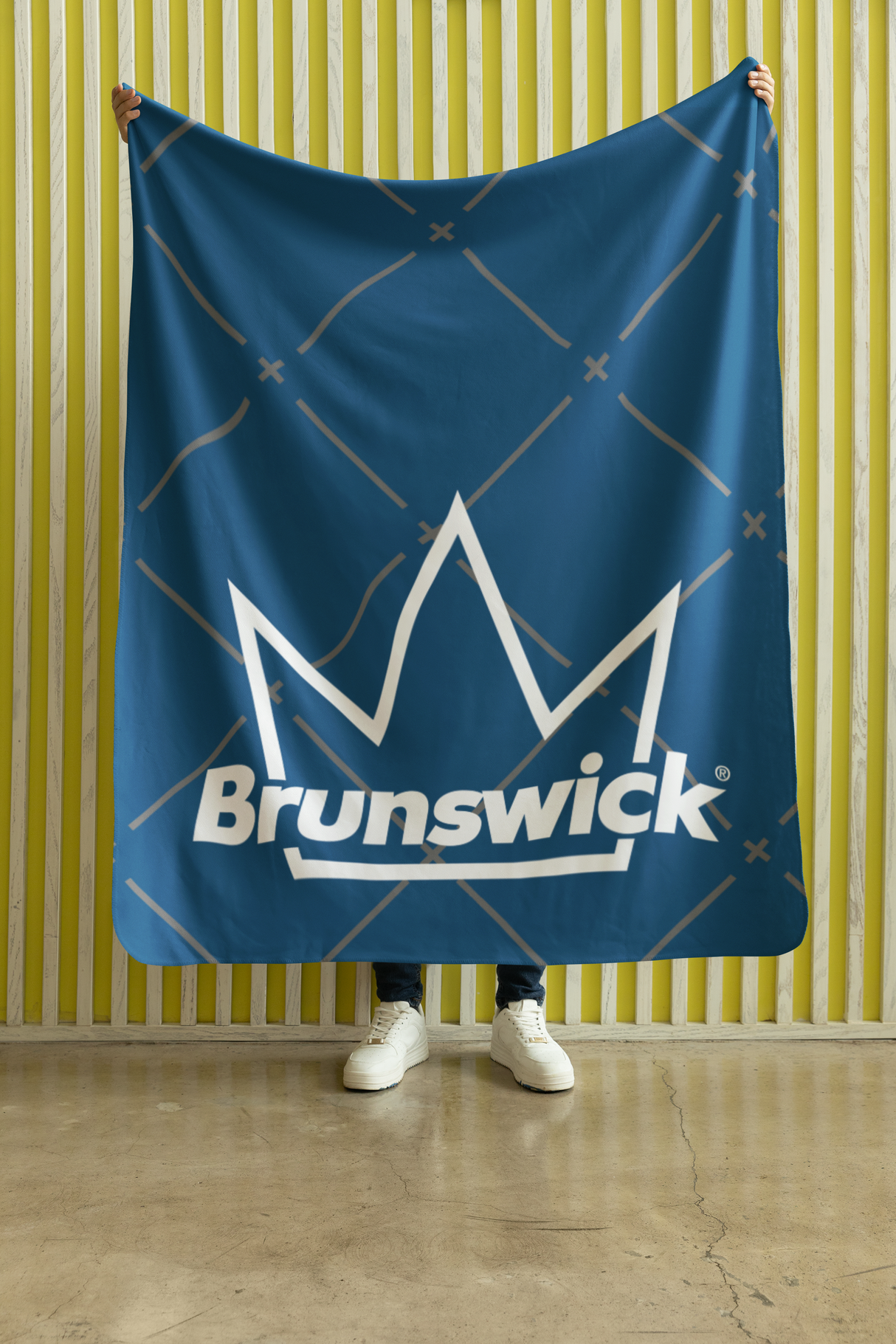 Brunswick Crown 60" x 80" Plush Blanket