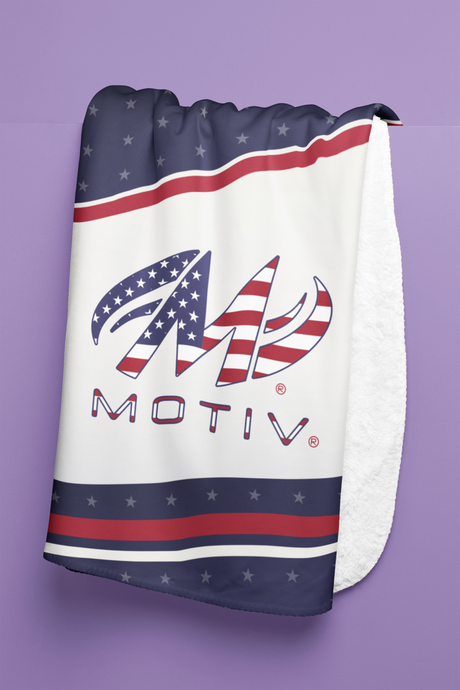 Motiv USA 60" x 80" Plush Blanket